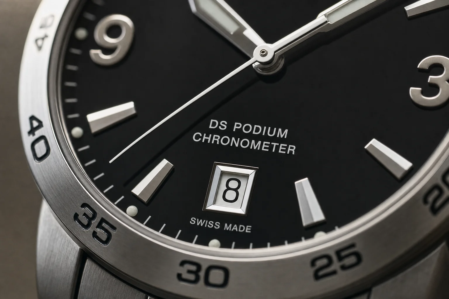 A palavra Chronometer no mostrador é declaração com peso legal.