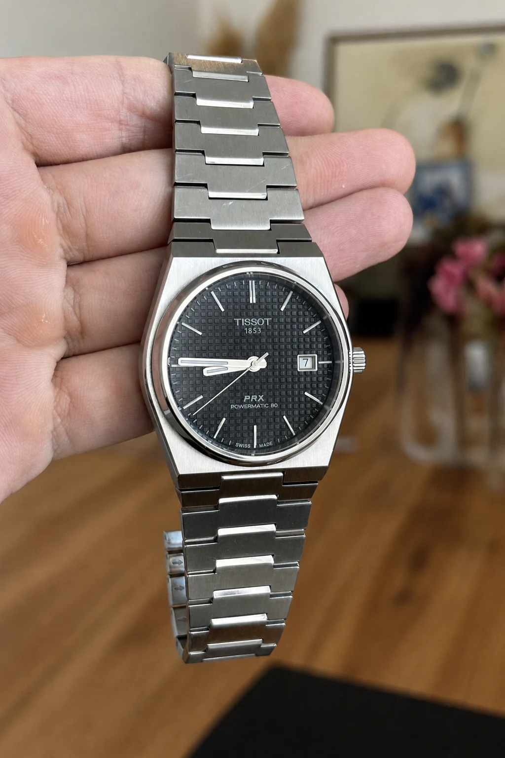 Tissot PRX Powermatic 80 na mão